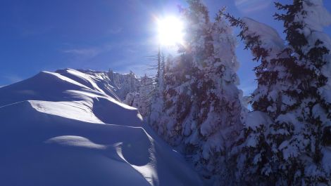 Impressionen - kurz vor der Abfahrt im staubenden Pulverschnee