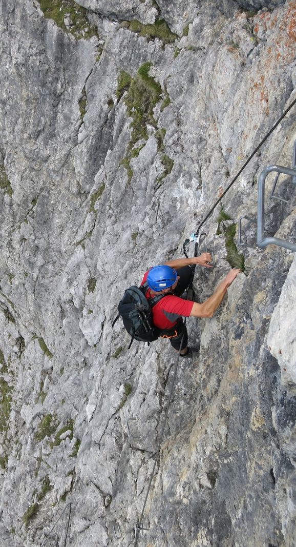 Hochseilakt am Klettersteig "Königsjodler"